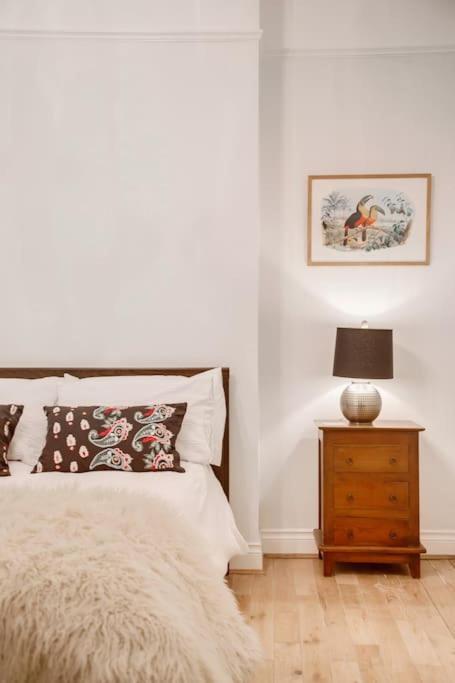 הייסטינגס Princes Villa - Large Fully Self Contained Flat, 5 Minutes From The Sea מראה חיצוני תמונה