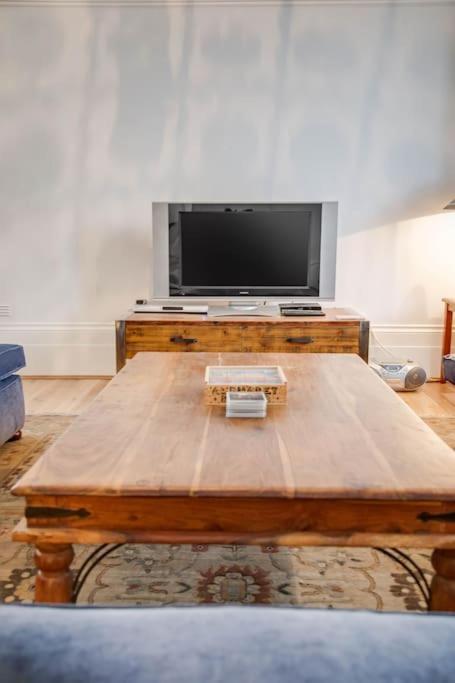 הייסטינגס Princes Villa - Large Fully Self Contained Flat, 5 Minutes From The Sea מראה חיצוני תמונה